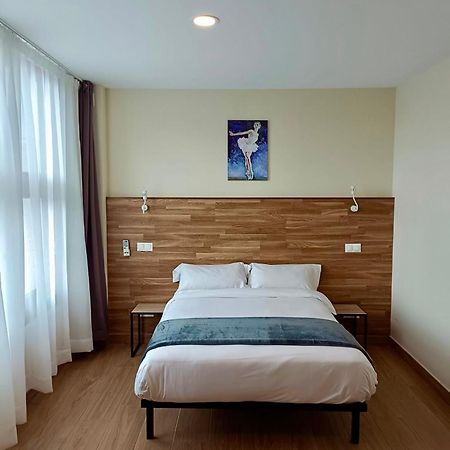 Apartahotel Golden Alcala Alcalá de Henares Extérieur photo