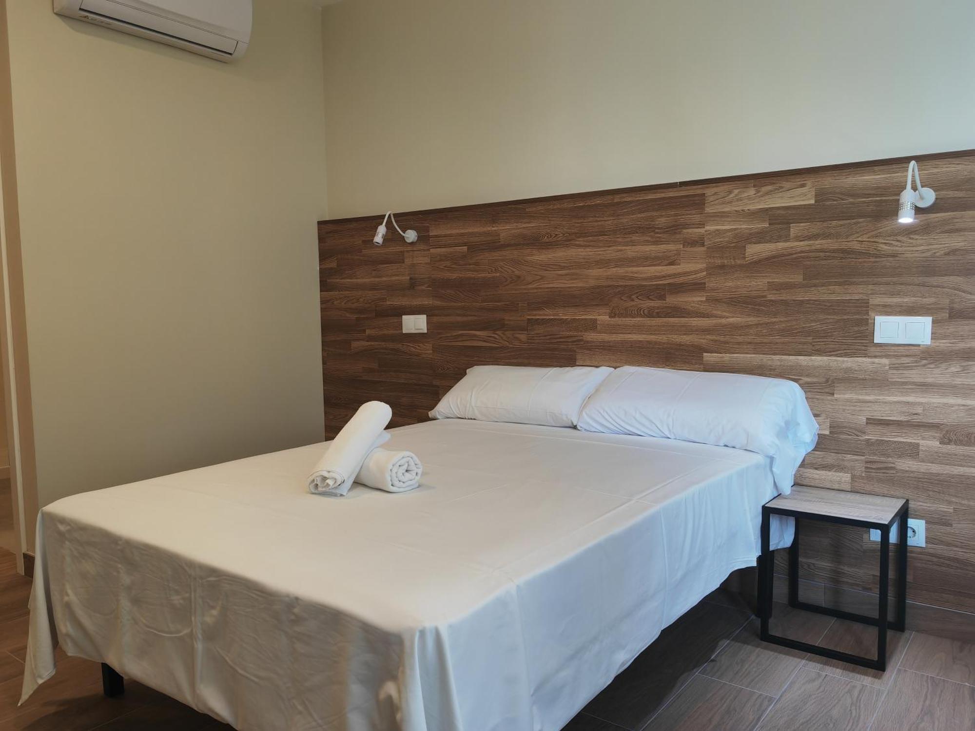 Apartahotel Golden Alcala Alcalá de Henares Extérieur photo